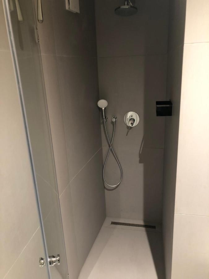 Bezaubernde Gastesuite Mit Terrasse Im Hinterhof Apartment *