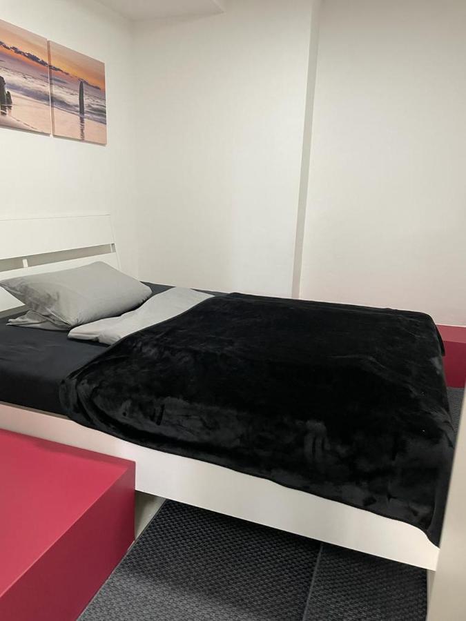 Apartment Kastanienallee 7 *