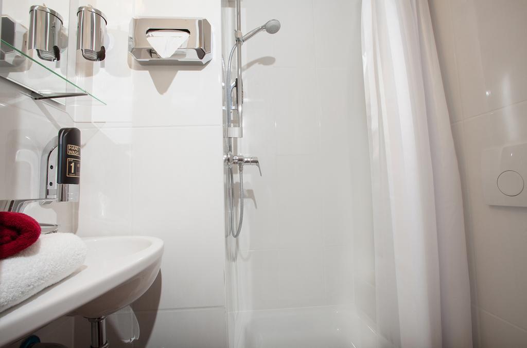 Hotel North-hotel 3*