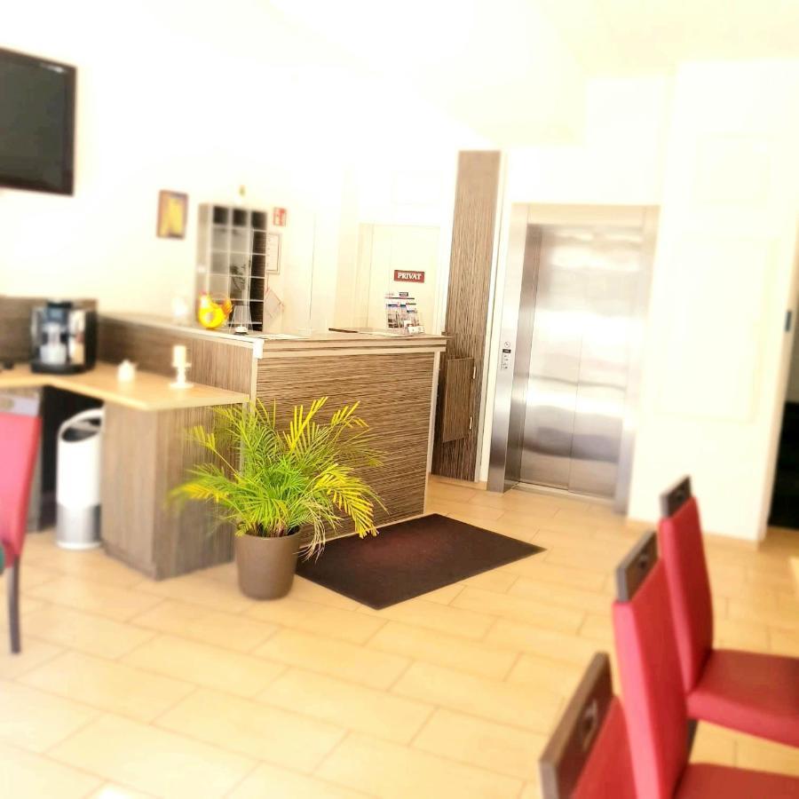 Am Hotel 3*