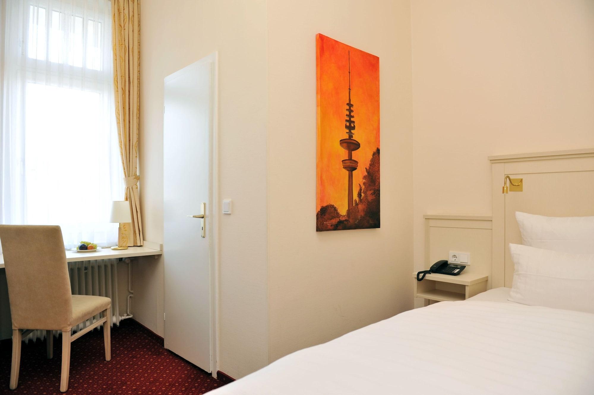 Hotel Fuerst Bismarck 3*
