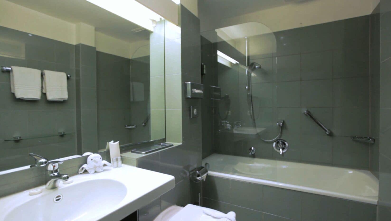 Hotel Aussen Alster 4*