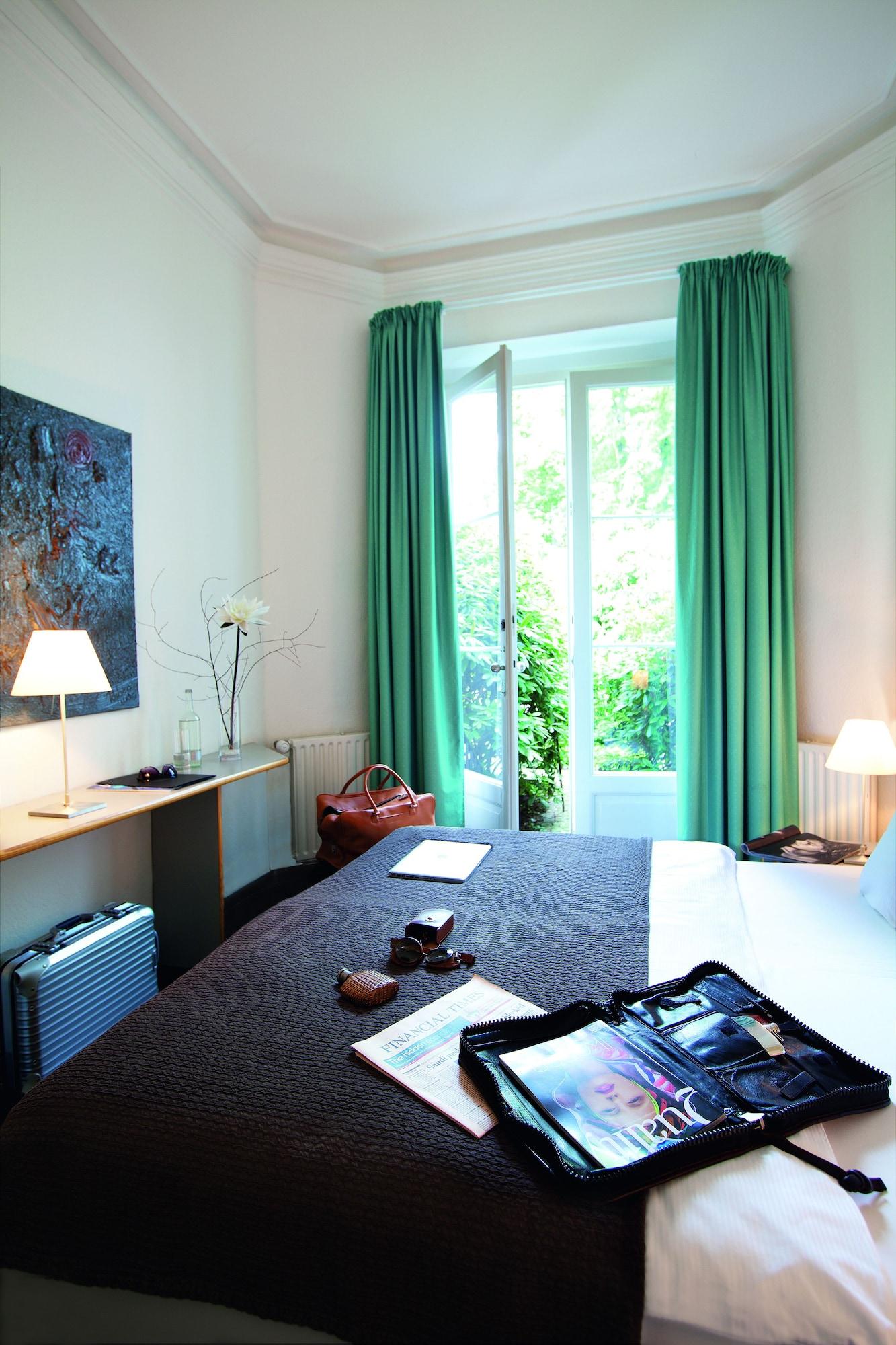 Hotel Aussen Alster 4*