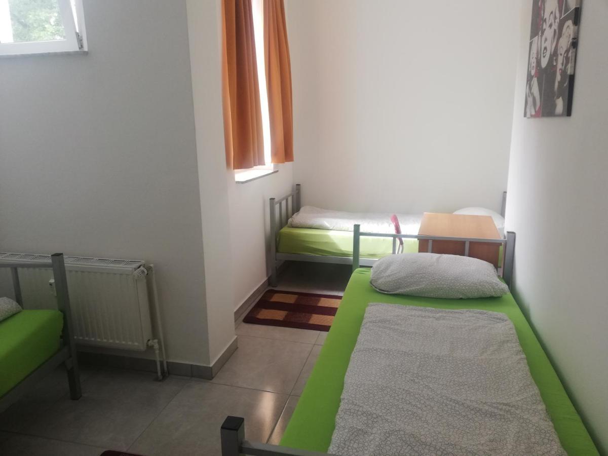 Hostel The *