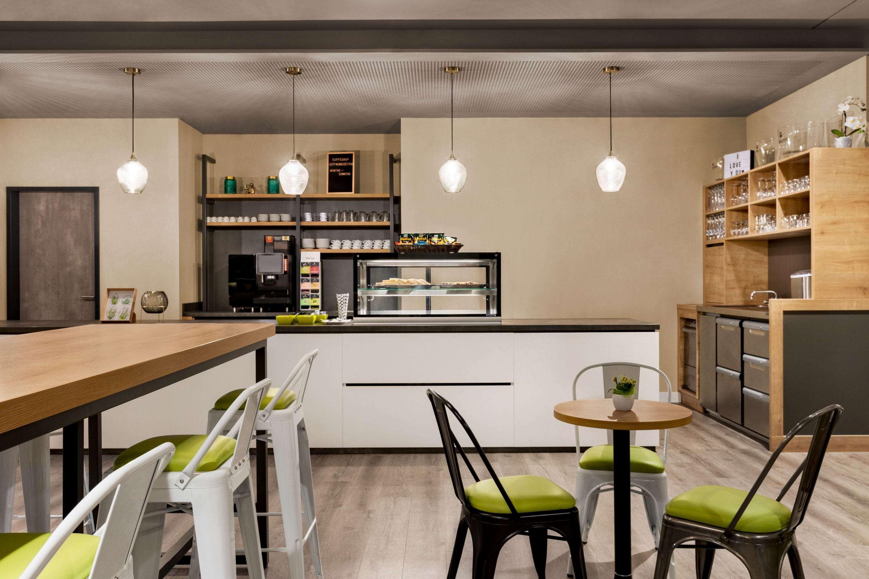 Super 8 By Wyndham Mitte