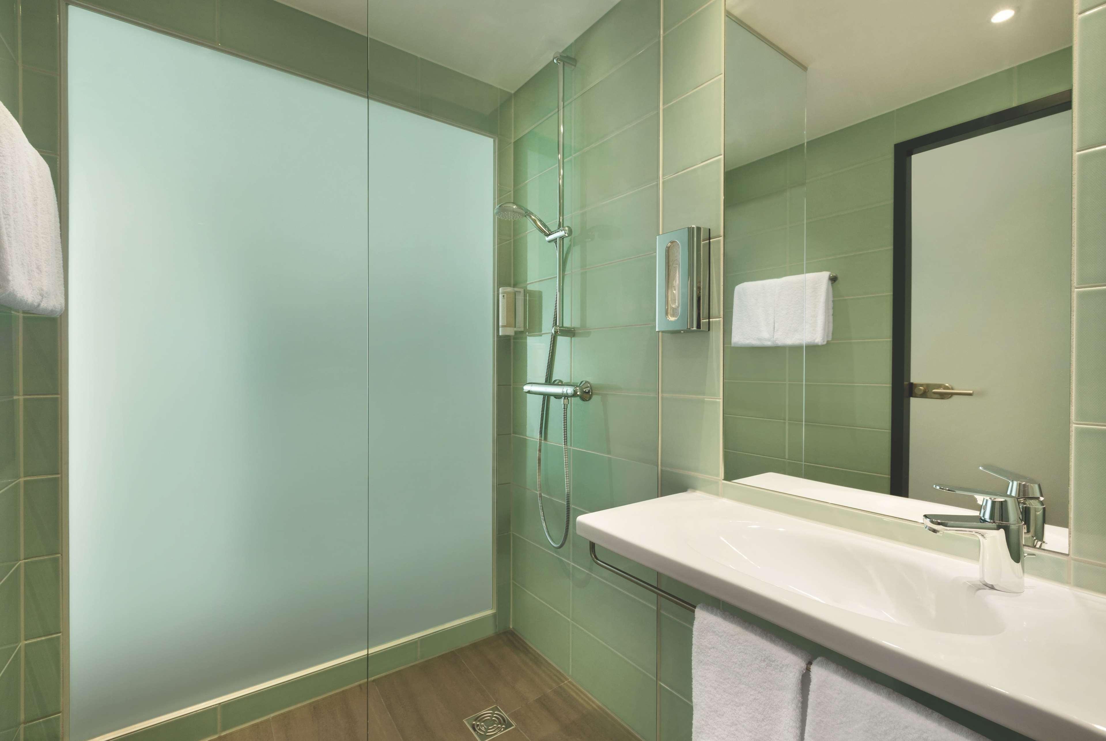 Super 8 By Wyndham Mitte 3*