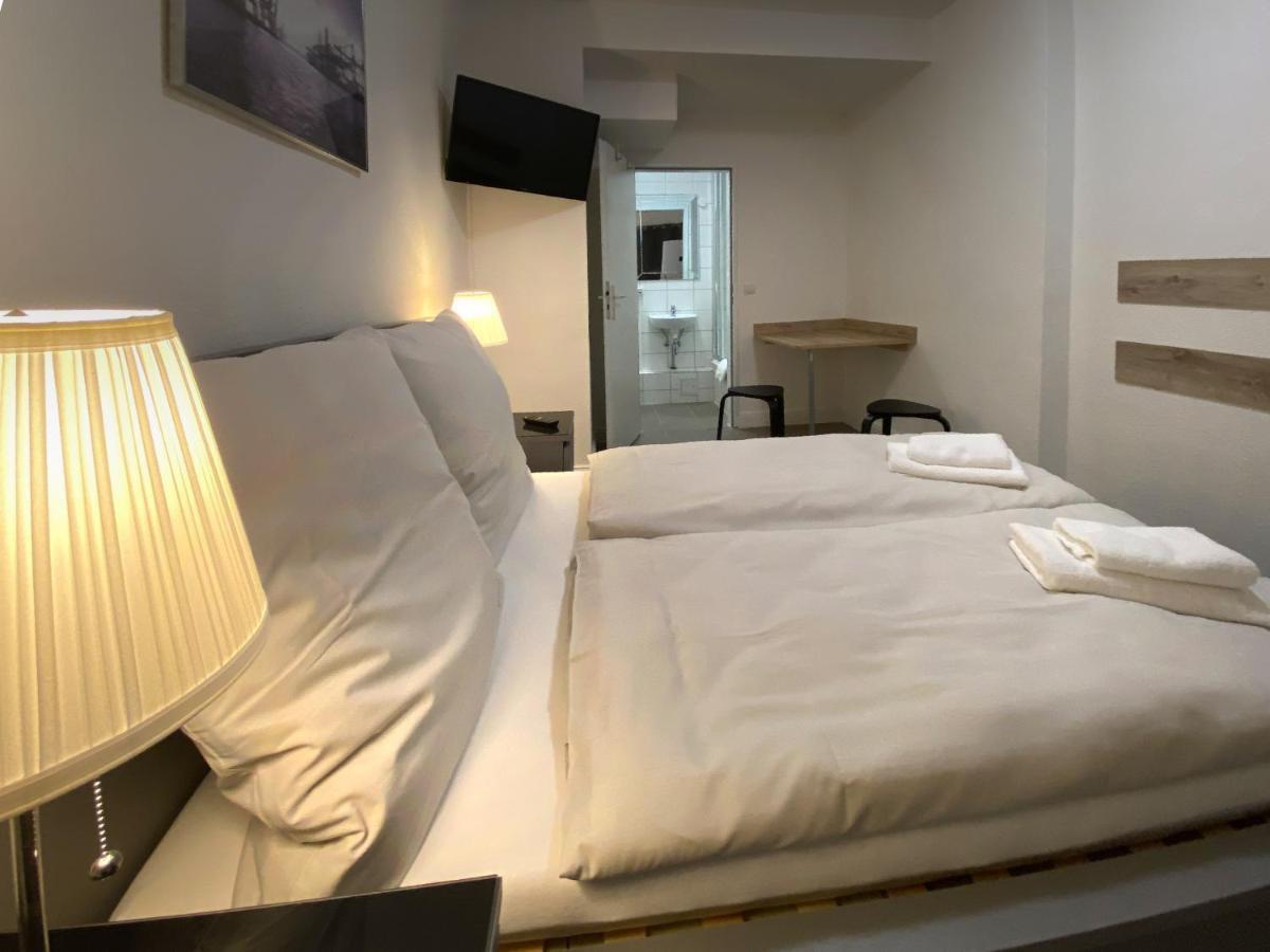 Sleep In Kajueten Hostel *