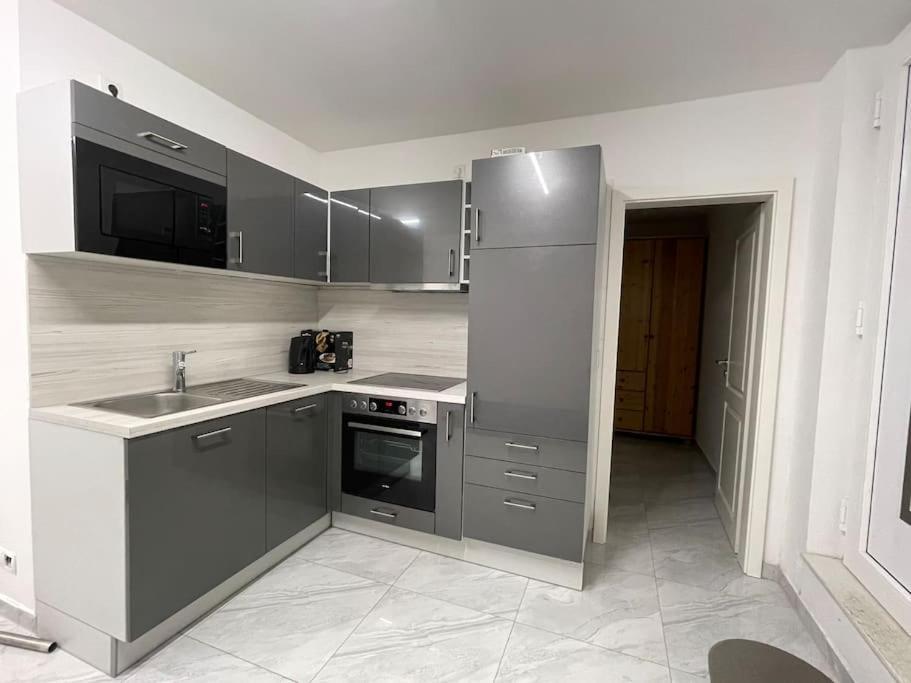 Fully Equipped 3 5 Bed Appartement Hamburg-Harburg