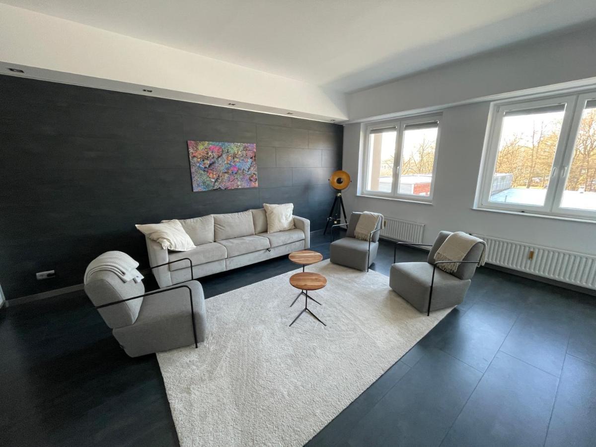 Truretreats Design Loft Fuer 8 Personen I Riesige Kueche I Echarger I 65z Smarttv I 150qm Hamburg