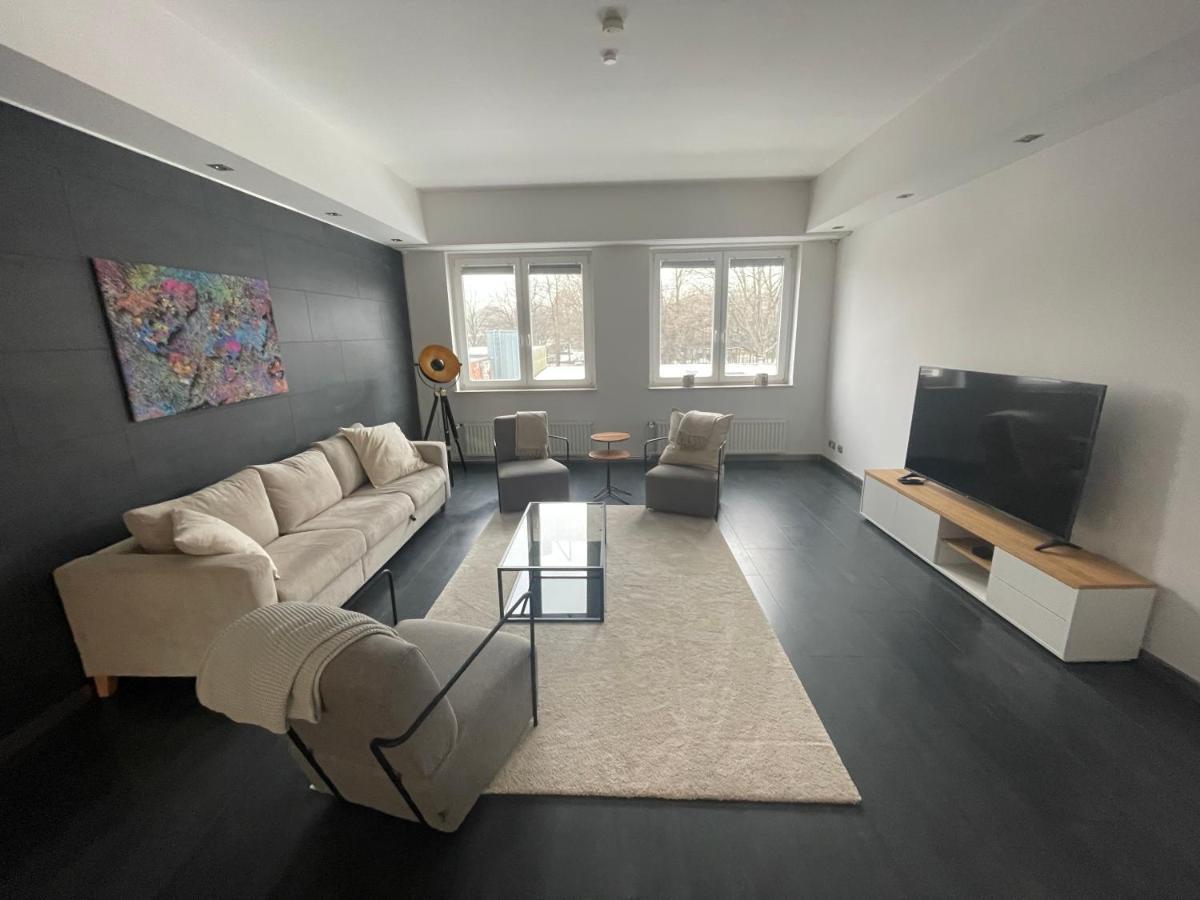 Truretreats Design Loft Fuer 8 Personen I Riesige Kueche I Echarger I 65z Smarttv I 150qm * Hamburg