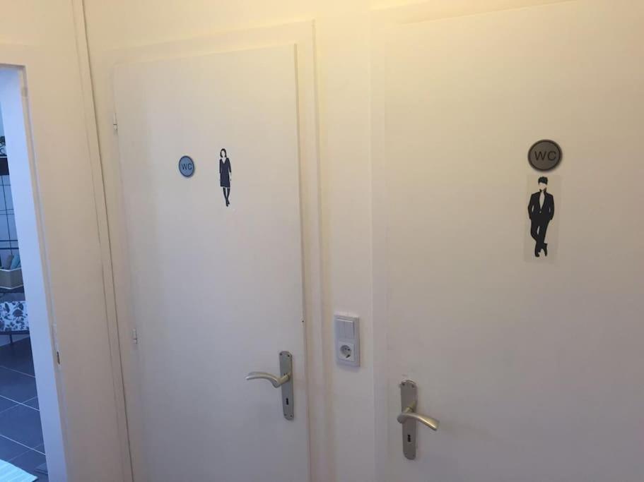 Apartment Sued- 5 Zimmer_15 Personen _ Komplett_eingerichtet