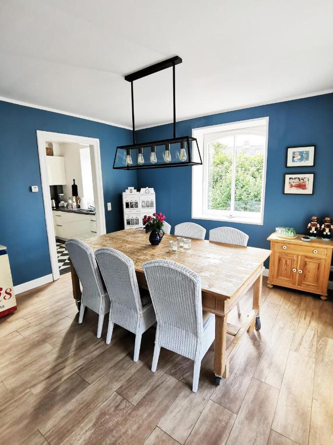 Haus Am Deich 47 Stilvolles An Der Elbe In Stadtnaehe Holiday home Hamburg