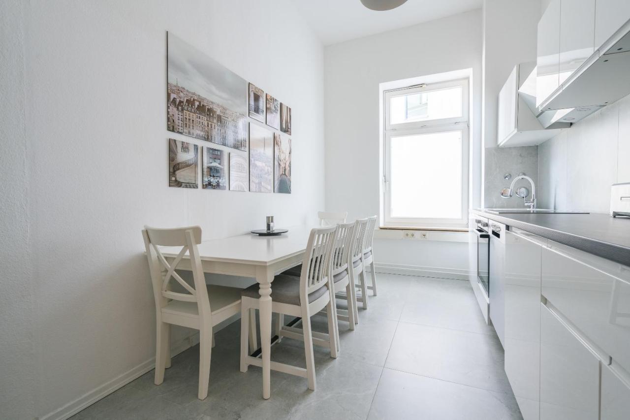 Apartment Zentral Gelegenes Premium-apartment Mit Viel Tageslicht