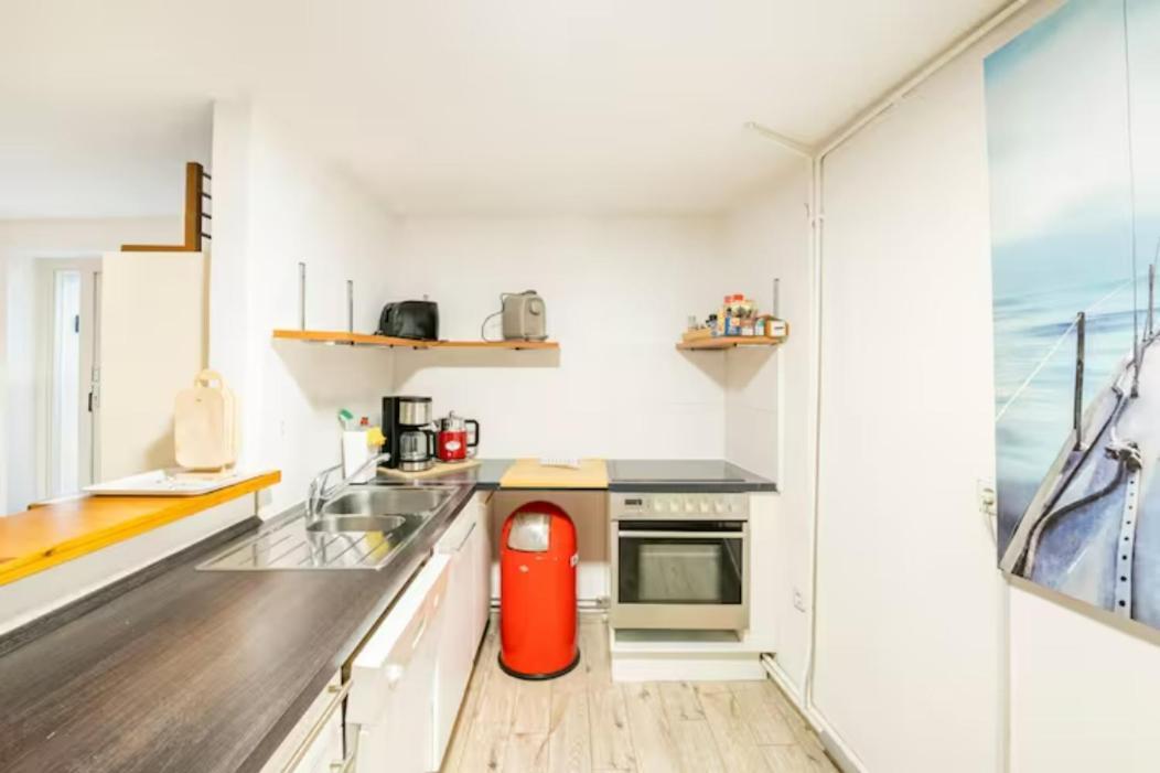 Apartment Gemuetliche 3-zkb Wc Souterrainwohnung In Bestlage