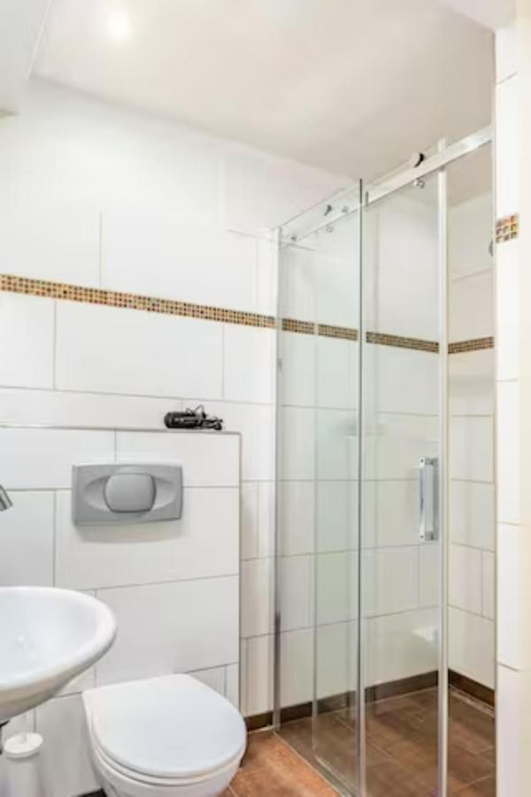 Apartment Gemuetliche 3-zkb Wc Souterrainwohnung In Bestlage Hamburg