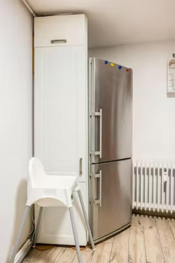 Gemuetliche 3-zkb Wc Souterrainwohnung In Bestlage Hamburg