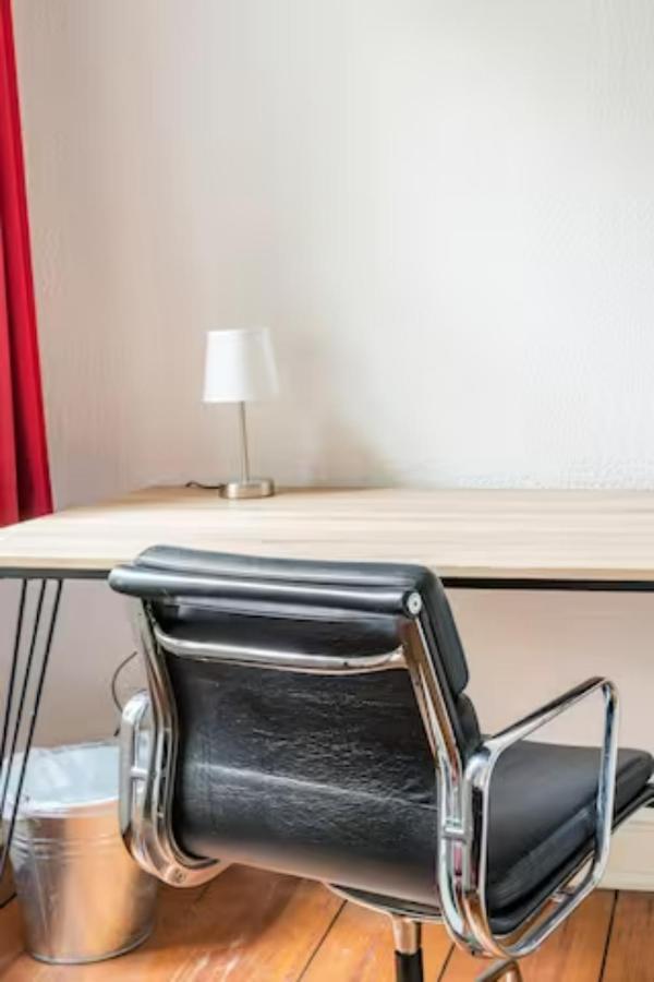 Grosszuegige Altbauwohnung In Bestlage Appartement *