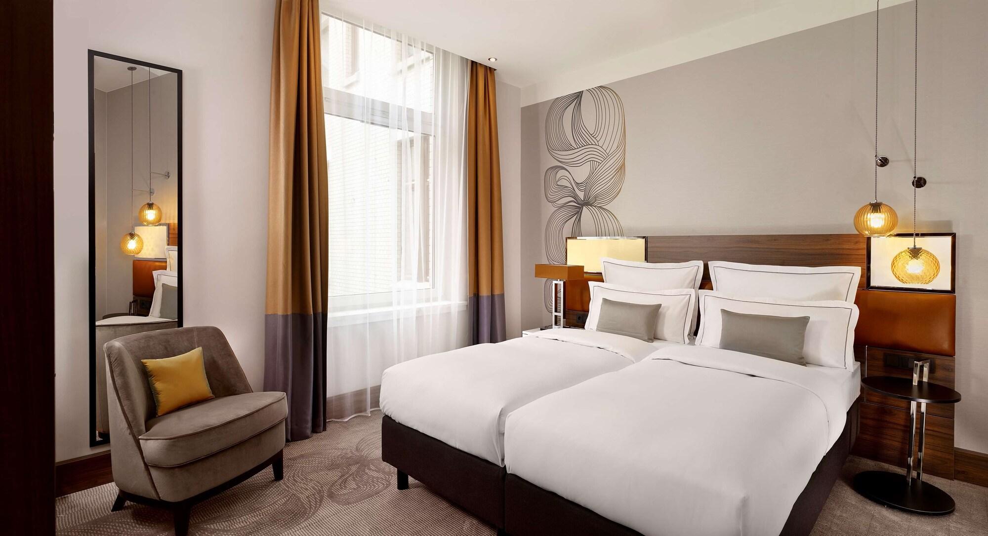 Reichshof Hotel 4*