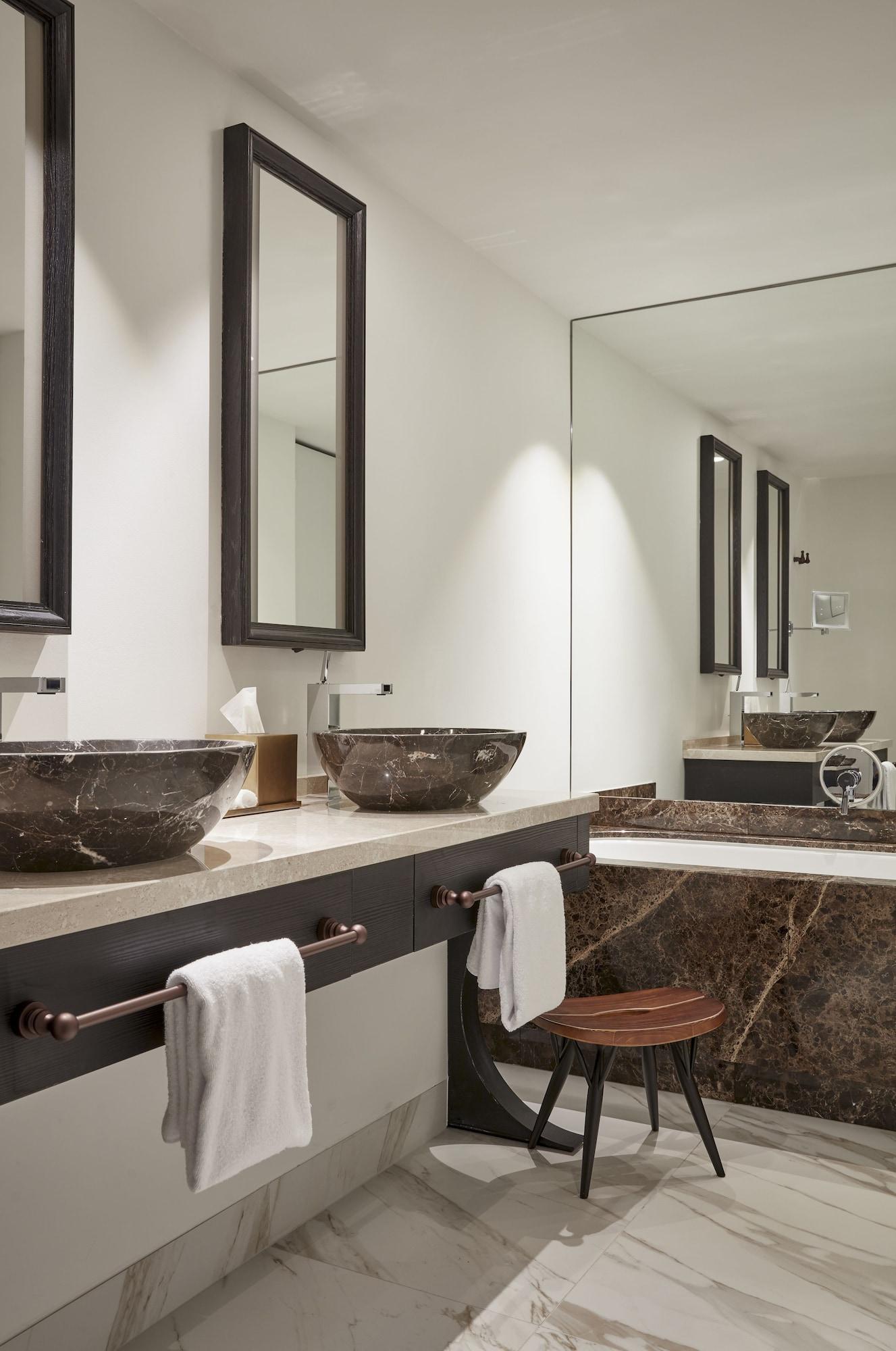 The Nikolai - Leonardo Limited Edition Hotel Hamburg