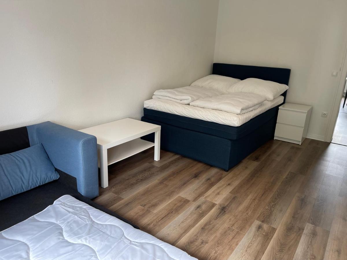 Zentrale Mit 3 Schlafzimmer Fuer Bis Zu 9 Personen * Hamburg-Harburg