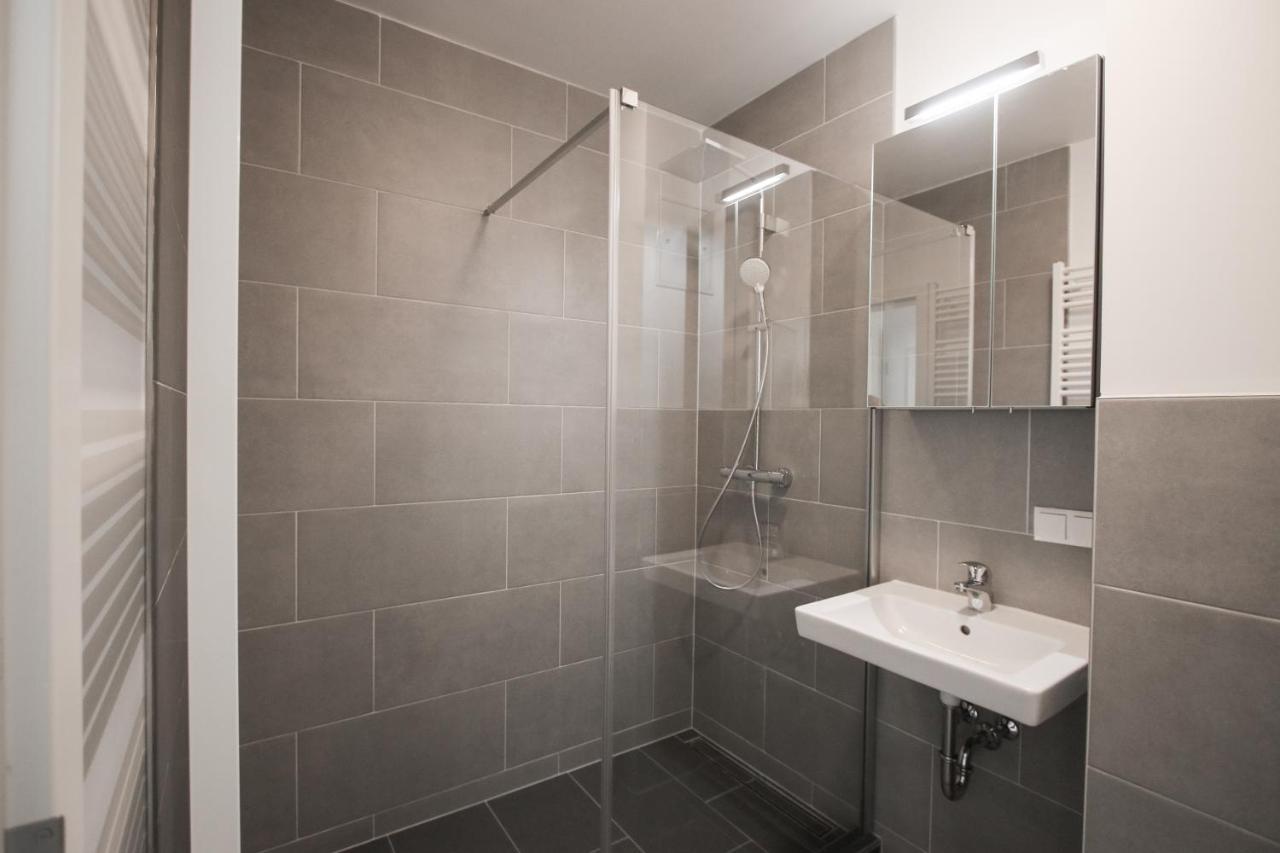 Zentrale Mit 3 Schlafzimmer Fuer Bis Zu 9 Personen Appartement *