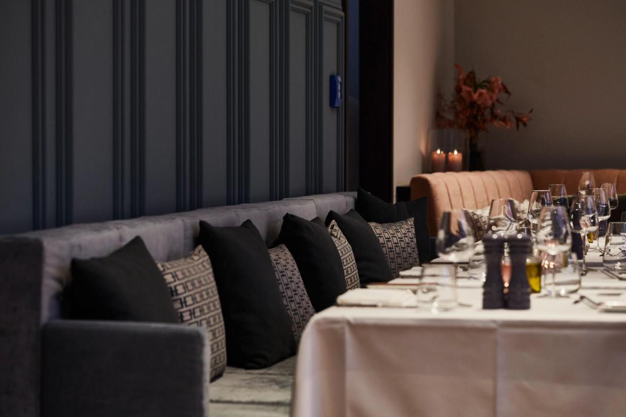 Clounys Hotel