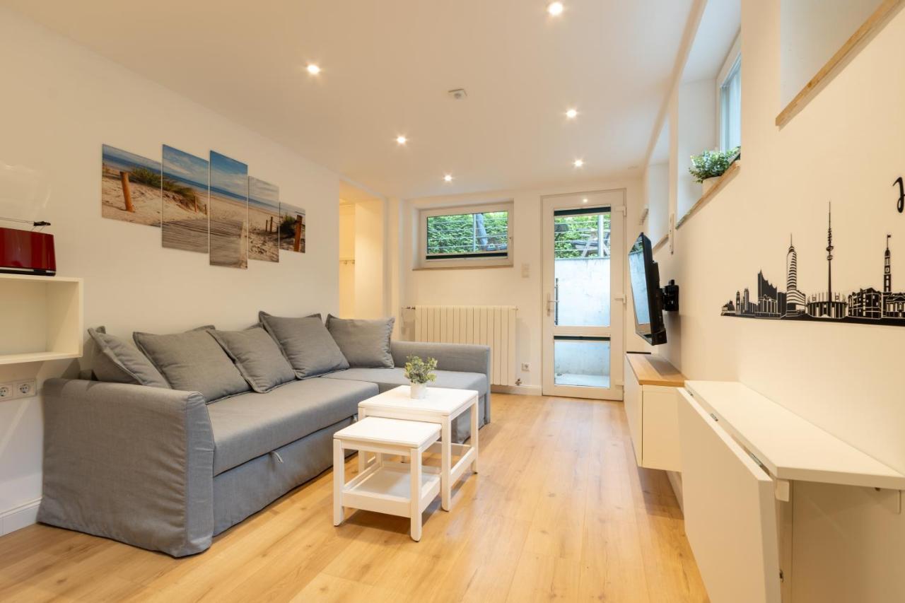 Neue Zentrale Souterrain-wohnung 24h Self Check-in * Hamburg-Harburg