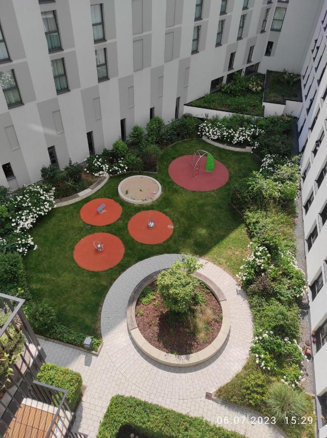 Schicke, Helle Und Sehr Zentrale Apartment