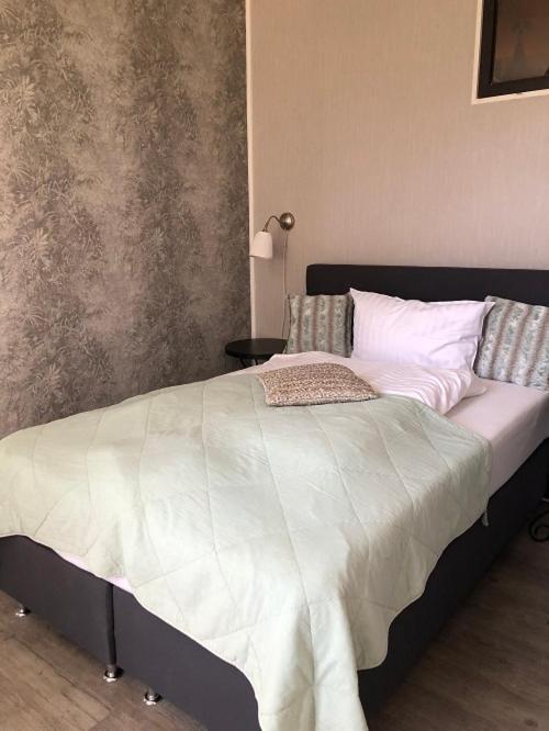 Appartement Alte Schule 22 Am Saseler Markt 2 Schlafzimmer & Baeder Hochwertig *