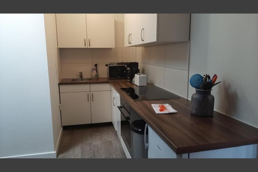 Appartement Studio-apartment Rockabilly 45 Citynah 60er Style *