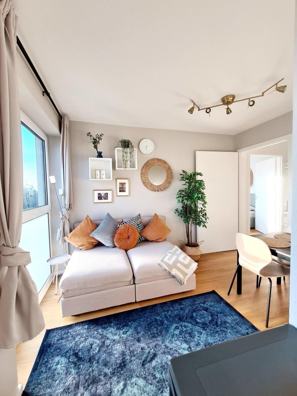 Urban Living - Floor *