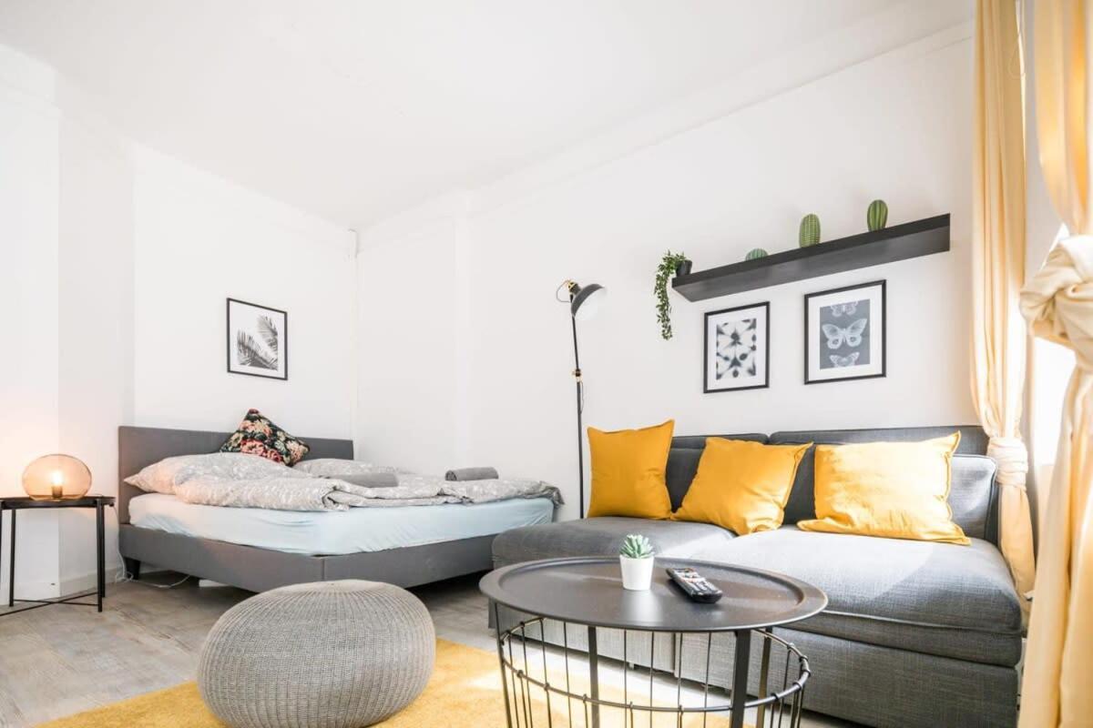 Two Bedroom And Bathrooms Appartement Hamburg-Harburg