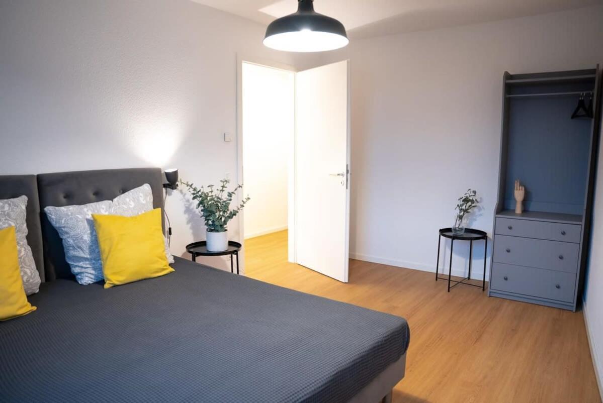 Four Bedroom In Urban Location *