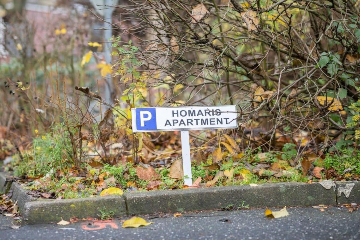 Beautiful 2 Bedroom Incl Parking Apartment Hamburg