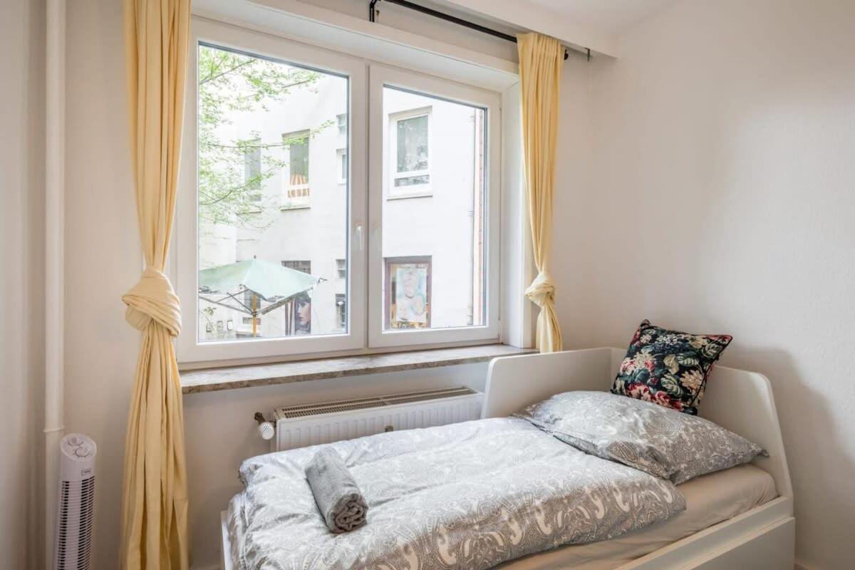 Two Bedroom And Bathrooms Appartement Hamburg-Harburg