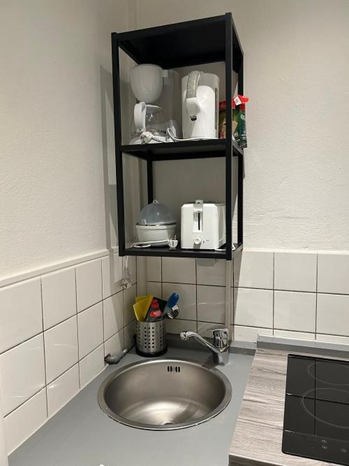 Appartement Gaestezimmer 11 Citynah, Kueche & Bad Extern *