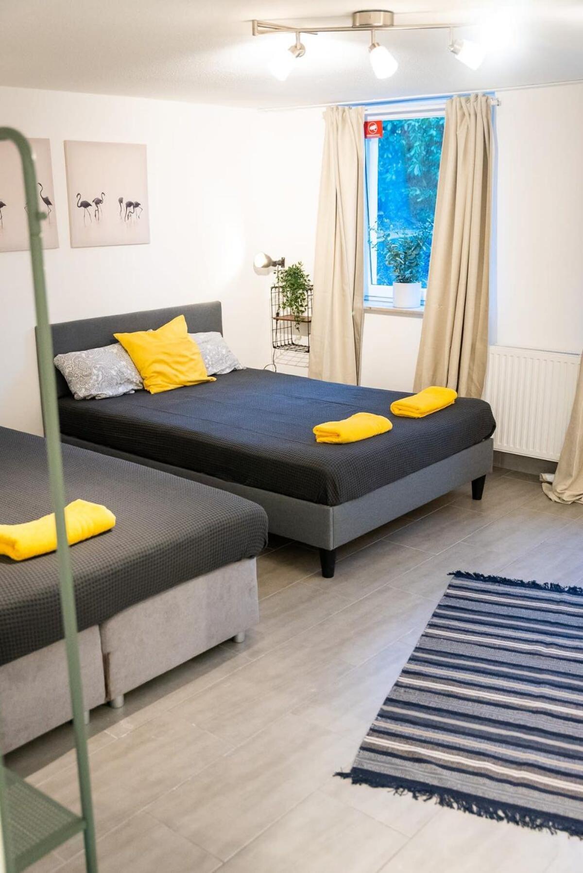 Apartment Altona - Three Bedrooms For Up To 10