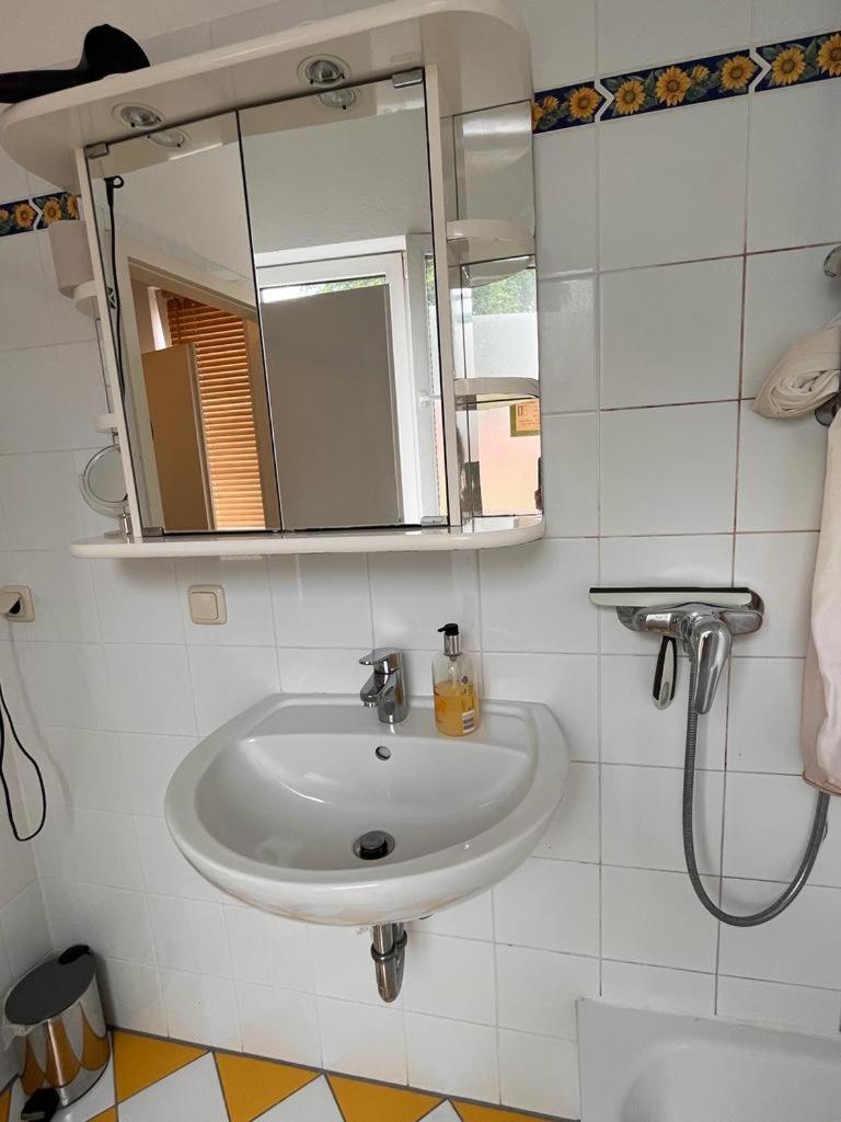 Wandsbek Hotel *