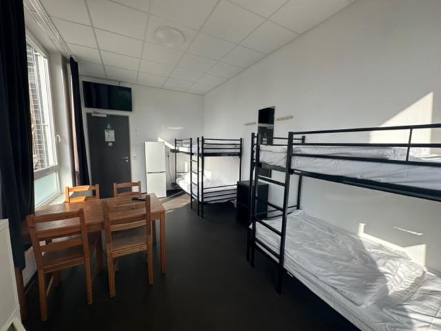 Hostel Arena & Monteurzimmer *