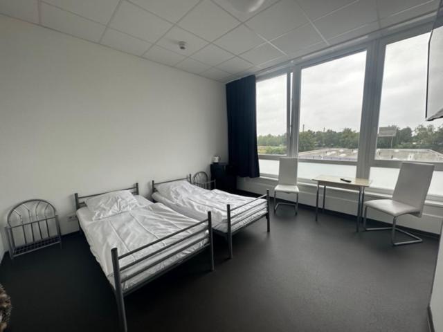 Arena & Monteurzimmer