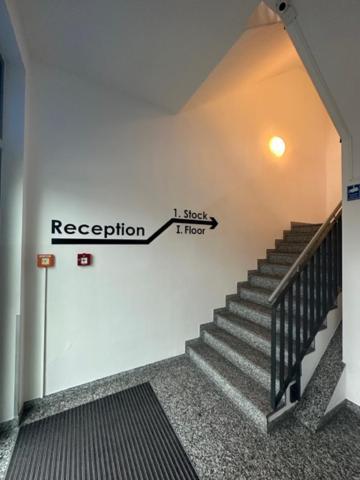 Hostel Arena & Monteurzimmer *