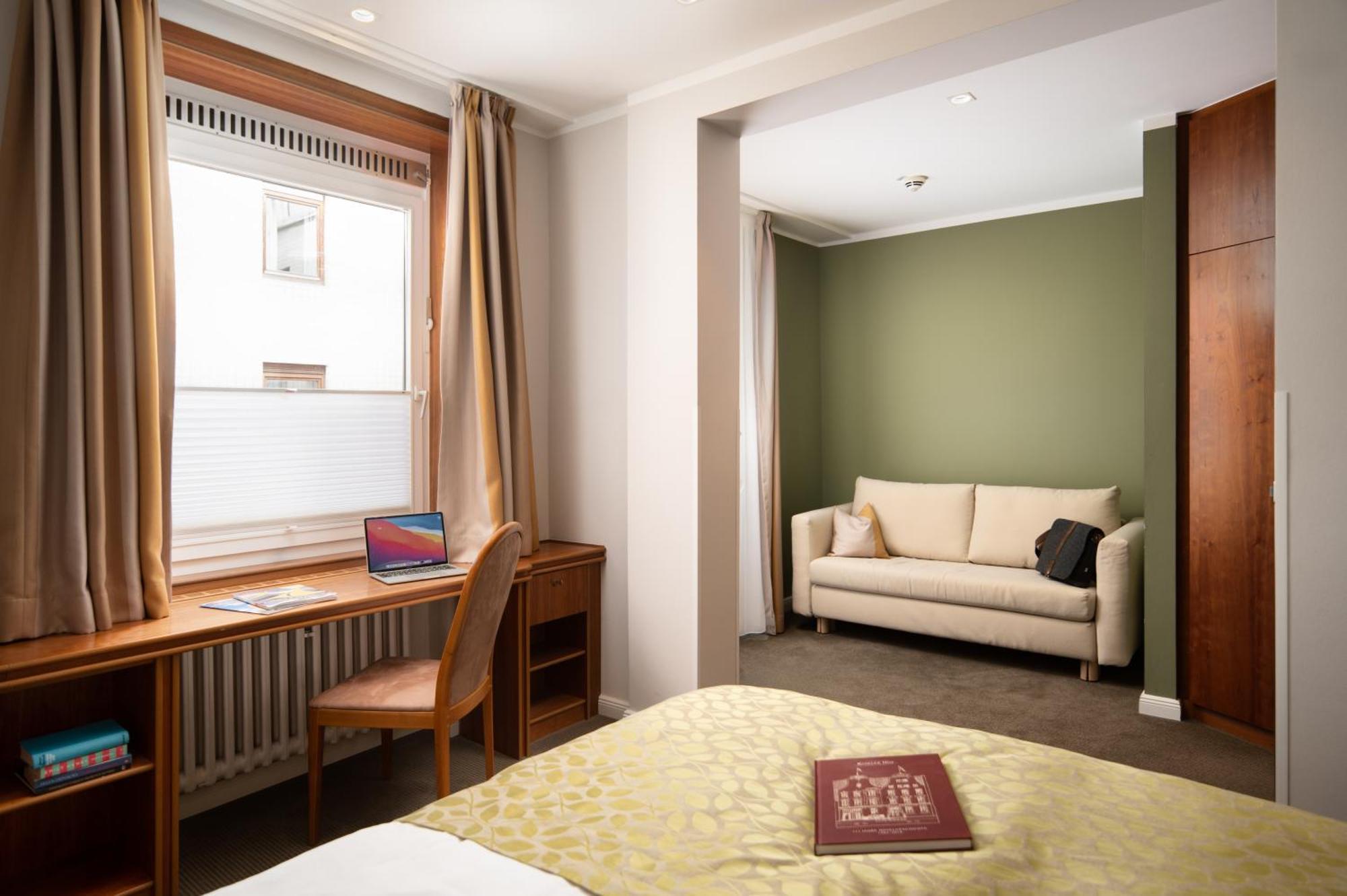 Hotel Baseler Hof Hamburg