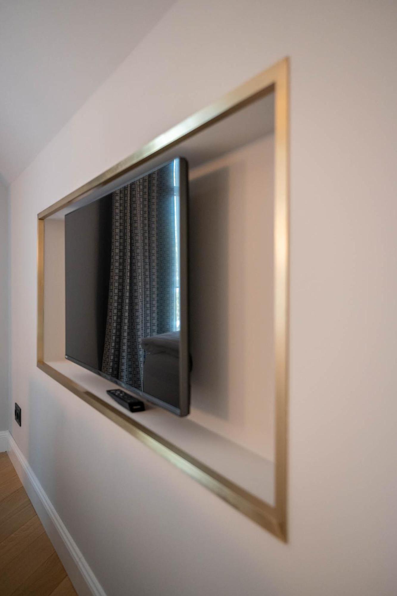 Clounys Hotel 4*