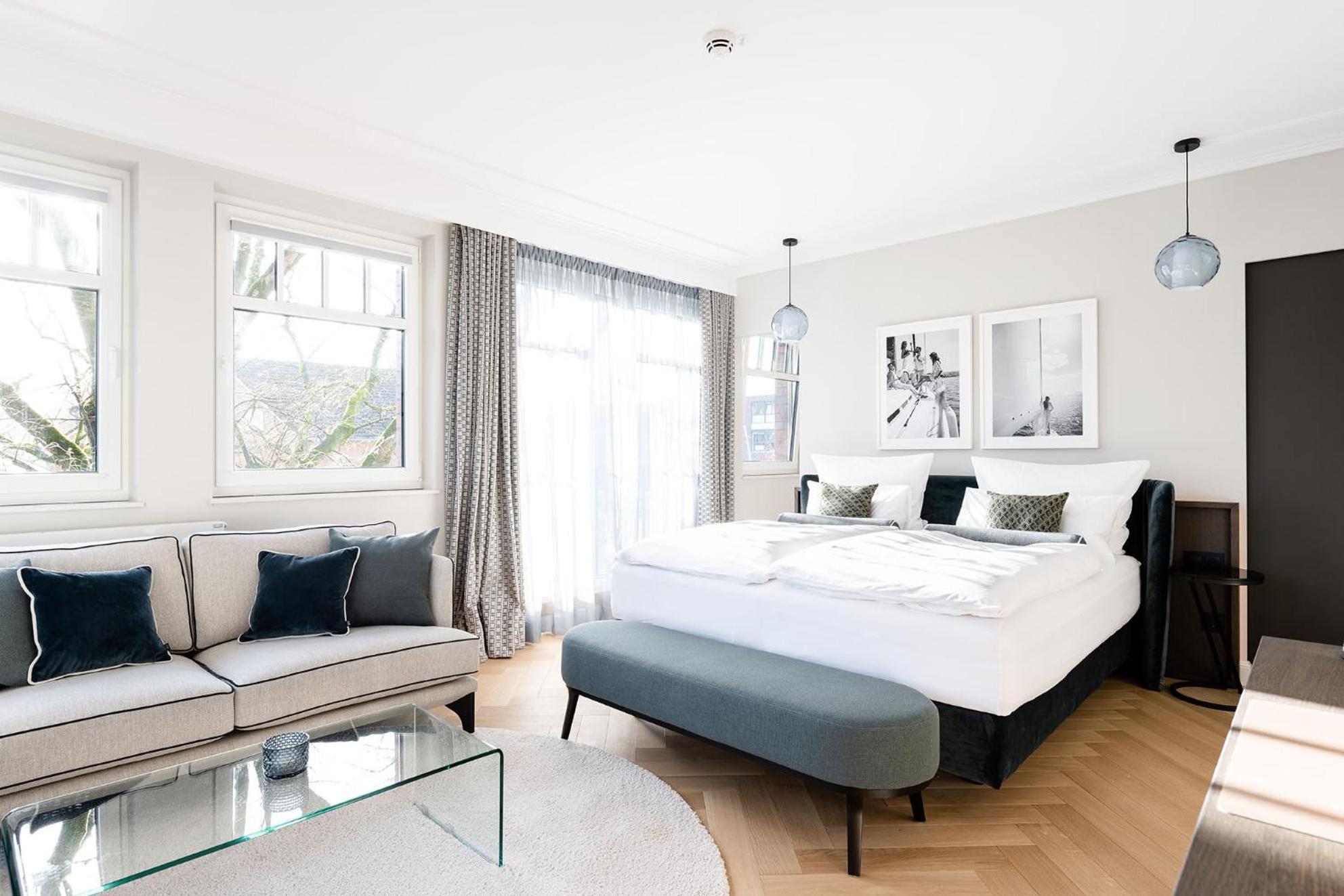 Clounys Hotel 4*