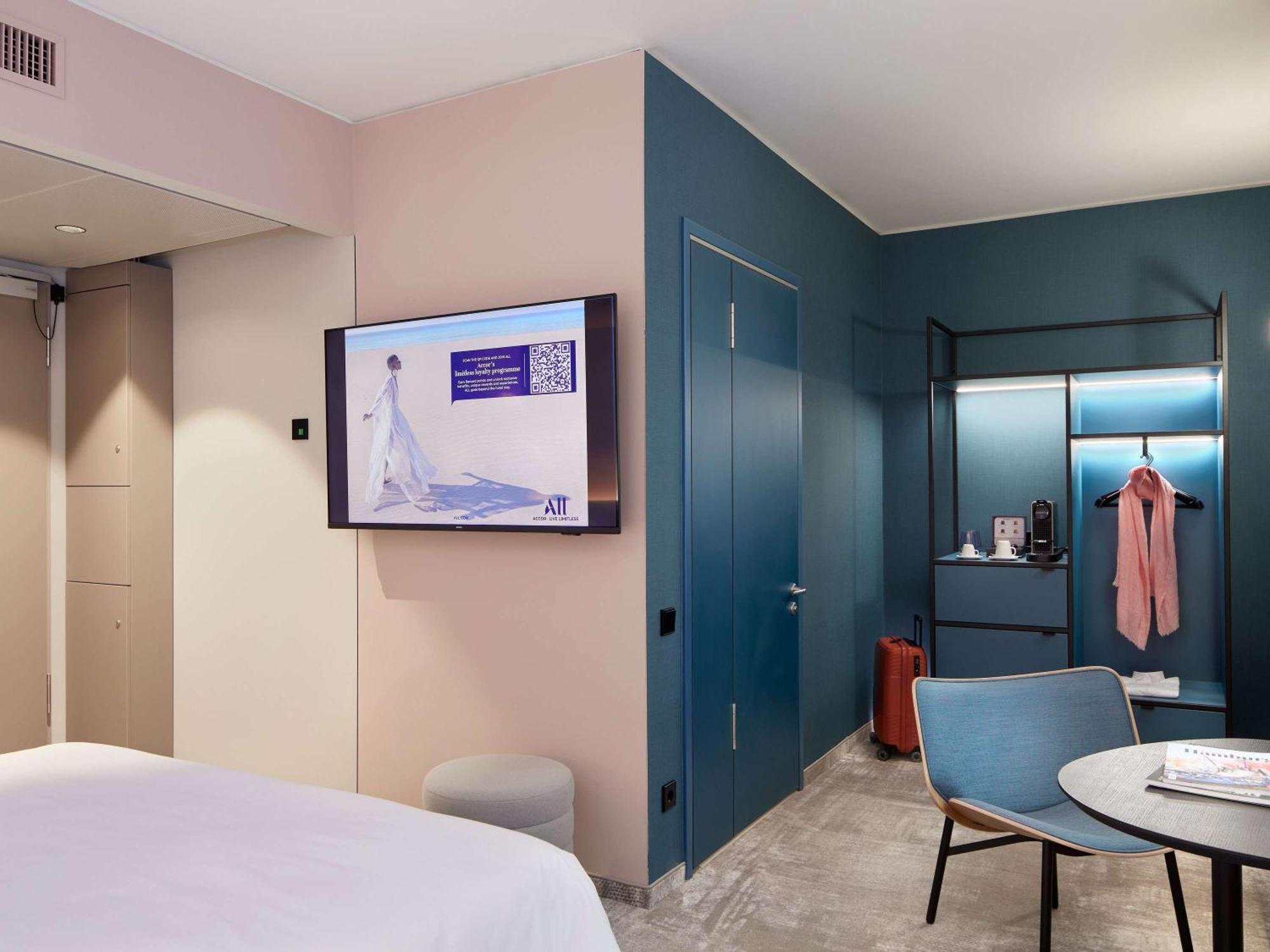 Novotel Station Hotel