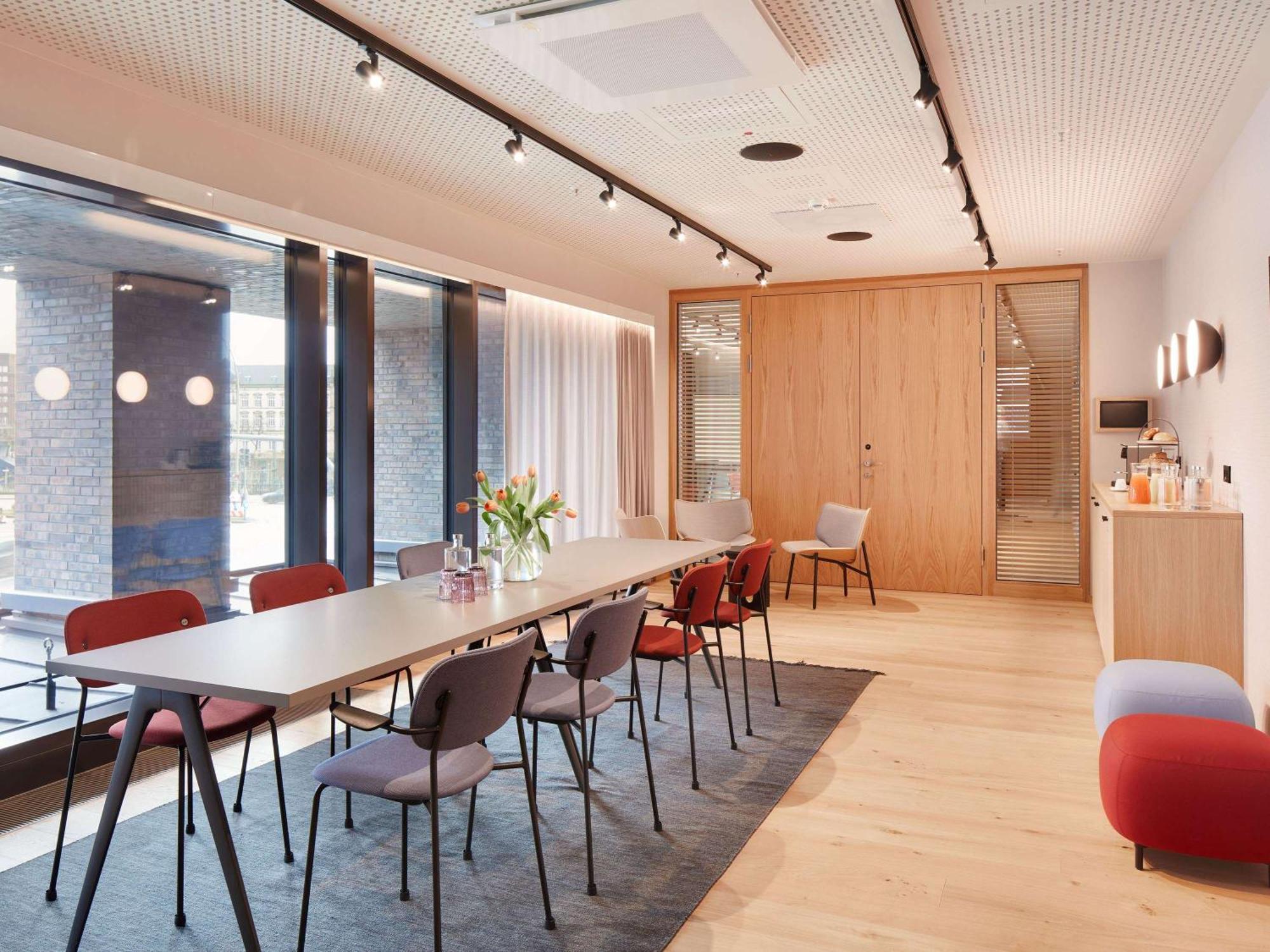 Hotel Novotel Station *