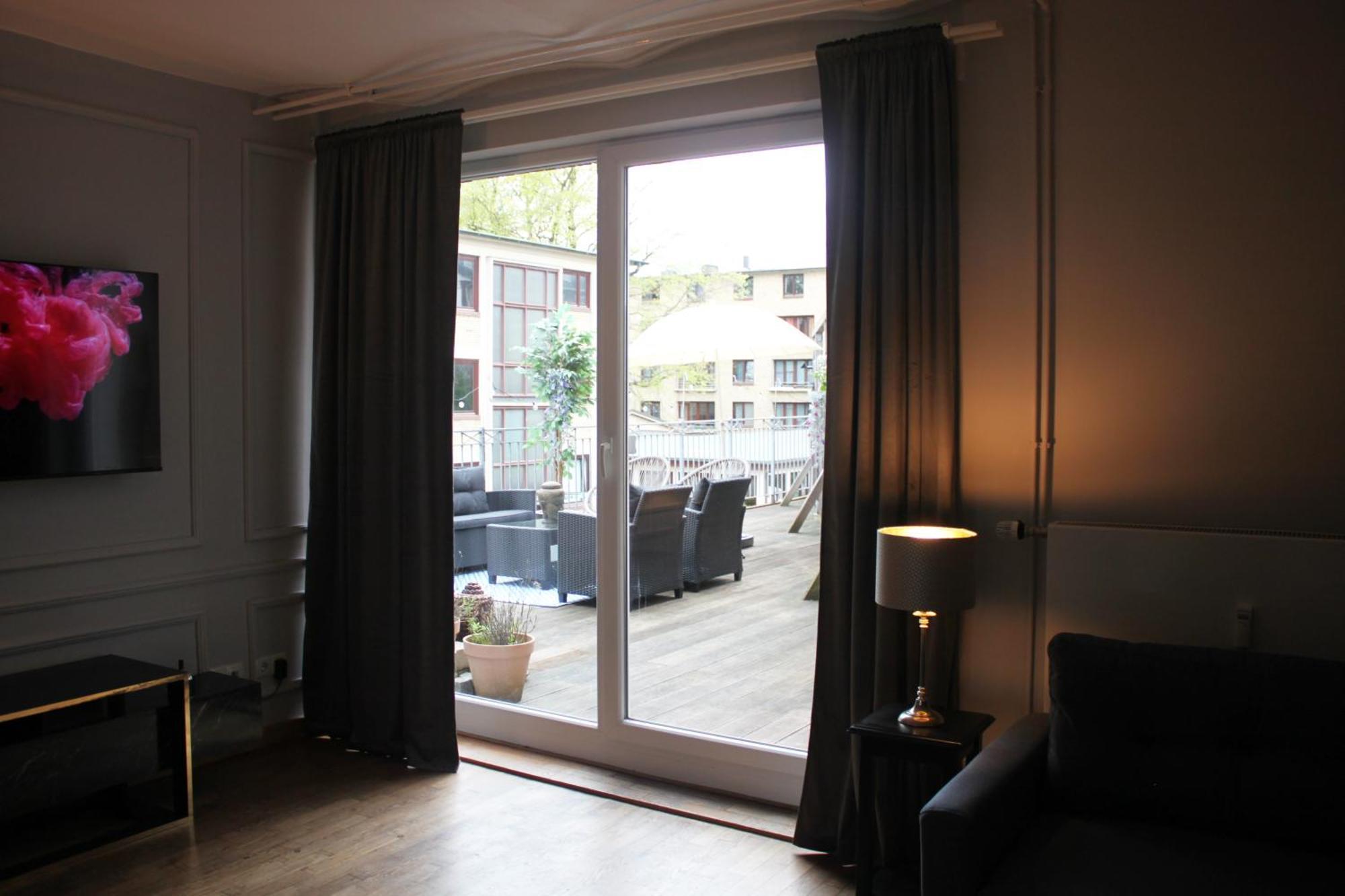 Appartement R B Family - 108 Qm Mit Dachterrasse - Badewanne & Dusche - Kostenloses Parken - 2 Schlafzimmer