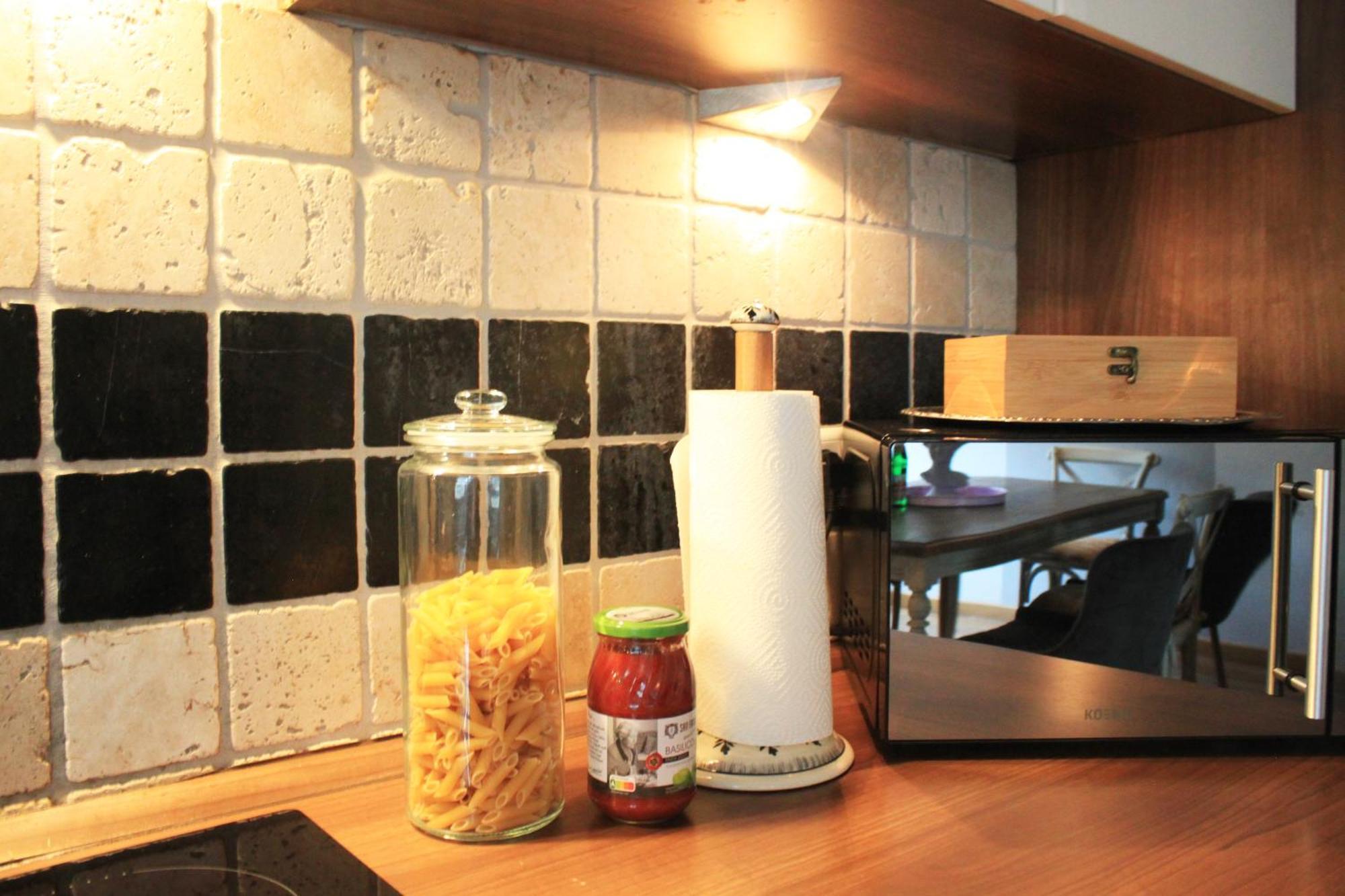 Appartement R B Family - 108 Qm Mit Dachterrasse - Badewanne & Dusche - Kostenloses Parken - 2 Schlafzimmer Hamburg-Harburg