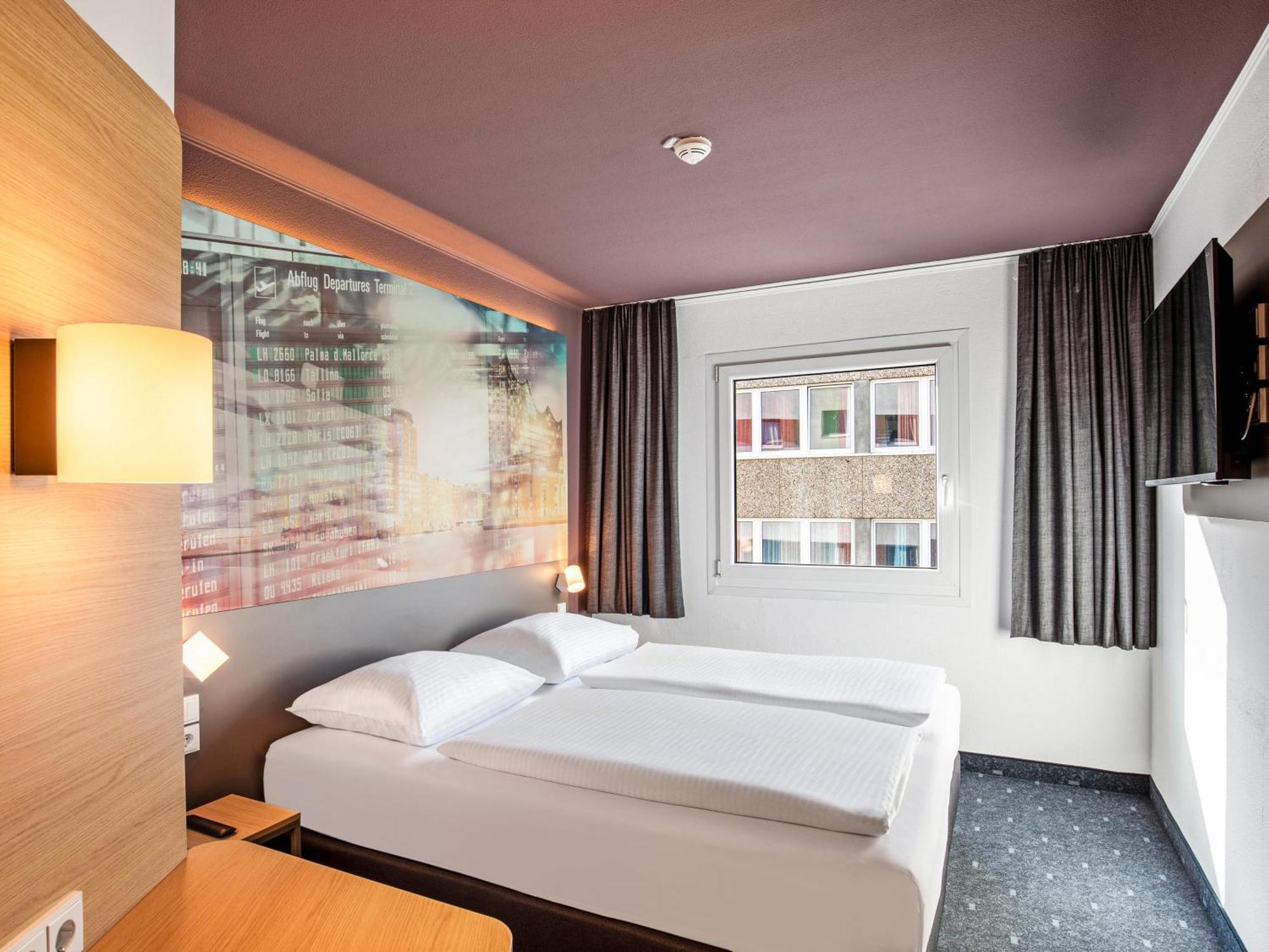 Ibis Airport Hotel 3*