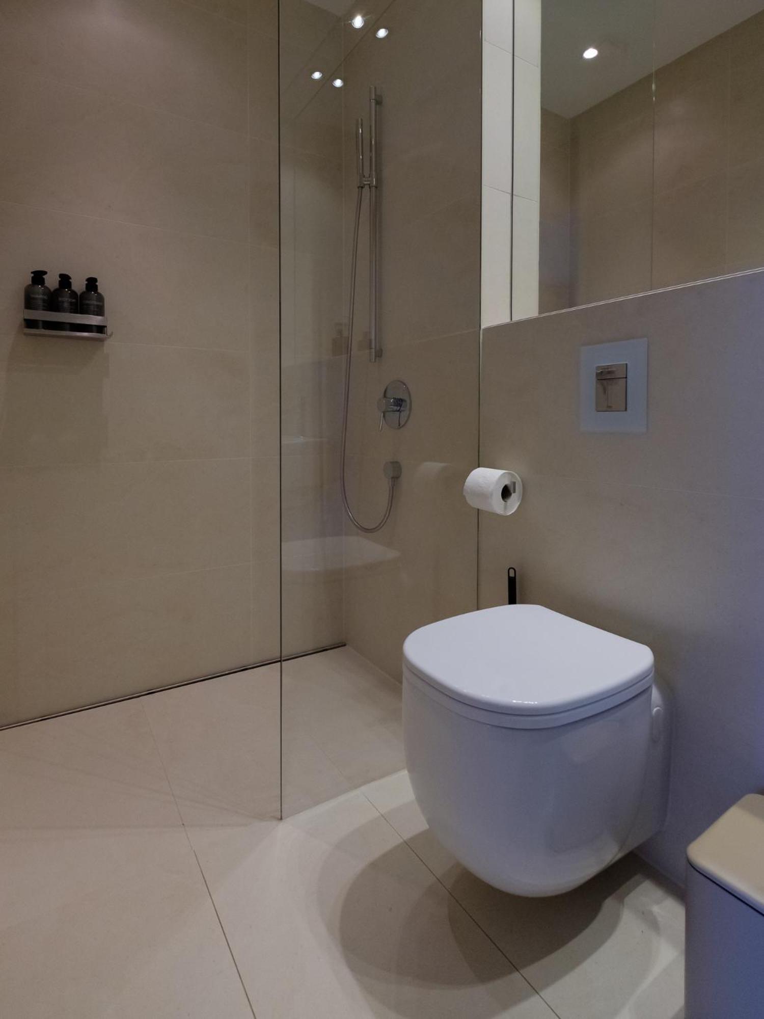 Come2stay Hafencity - Marco Polo Tower Apartment *